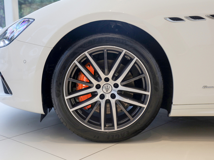 Maserati Brake Caliper Cover Set Levante Ghibli Wheel Hub Modification Color