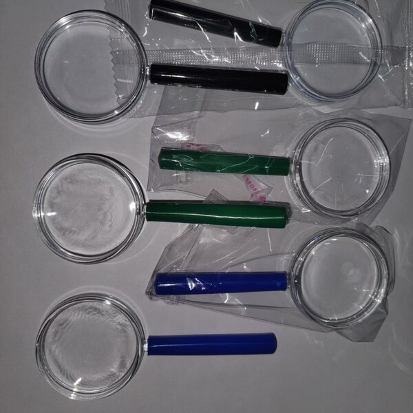 Handheld toy for students for experiments