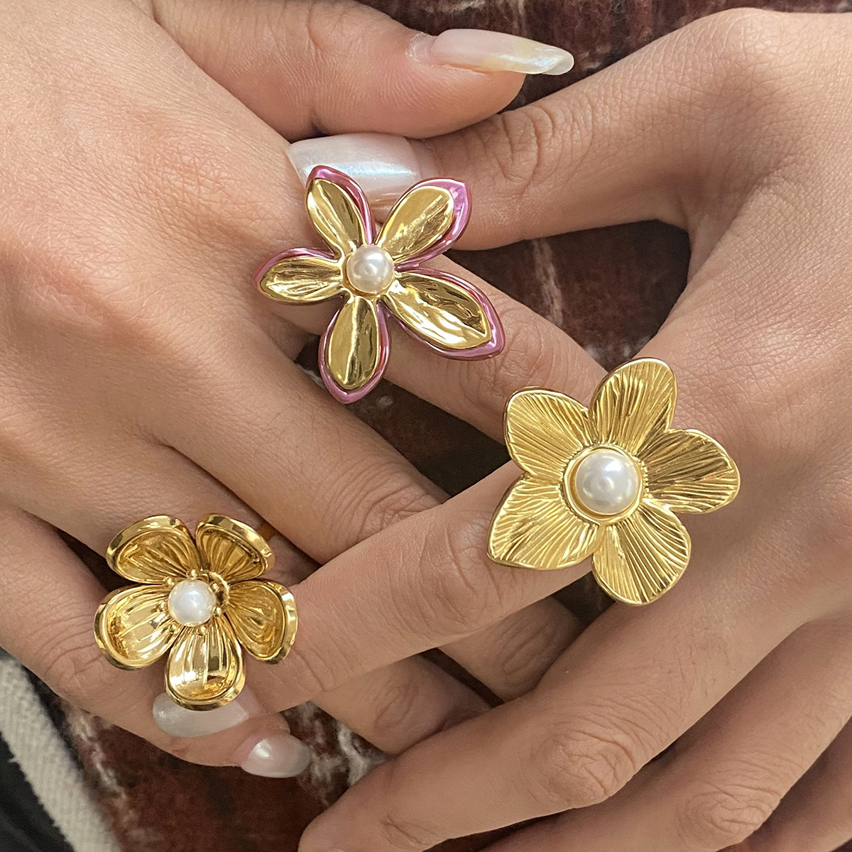 One Size Ring Size PVD Coated Real Gold Plated Flower 304 Stainless Steel Vintage Style Commute Waterproof Non Tarnish Open Rings