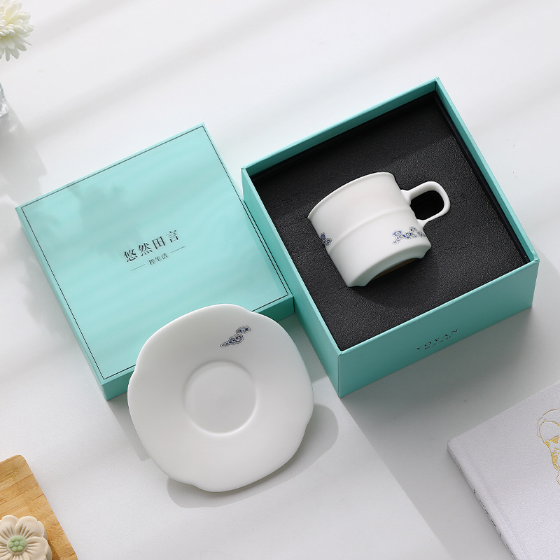 New White Porcelain Coffee Cup and Saucer Set with Platinum Cloud Pattern, High-Temperature Resistant, High-End Afternoon Tea Cup, Exquisite Gift