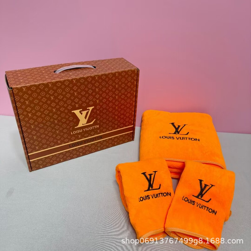 Lv Bath Towel Three-Piece Set Holiday Practical Souvenir Gift Company Event Business Gift Set Lv Bath Towel Three-Piece Set Holiday Practical Souvenir Gift Company Event Business Gift Set