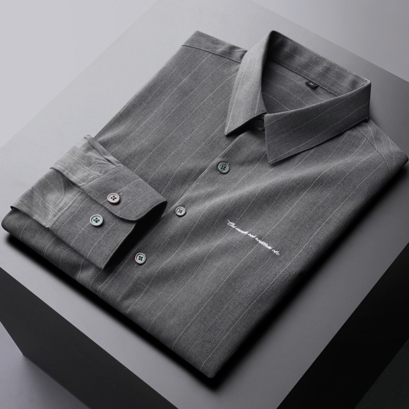 工厂直销梭织高档衬衫面料 色织条纹轻商务职业丝光衬衫布料批发