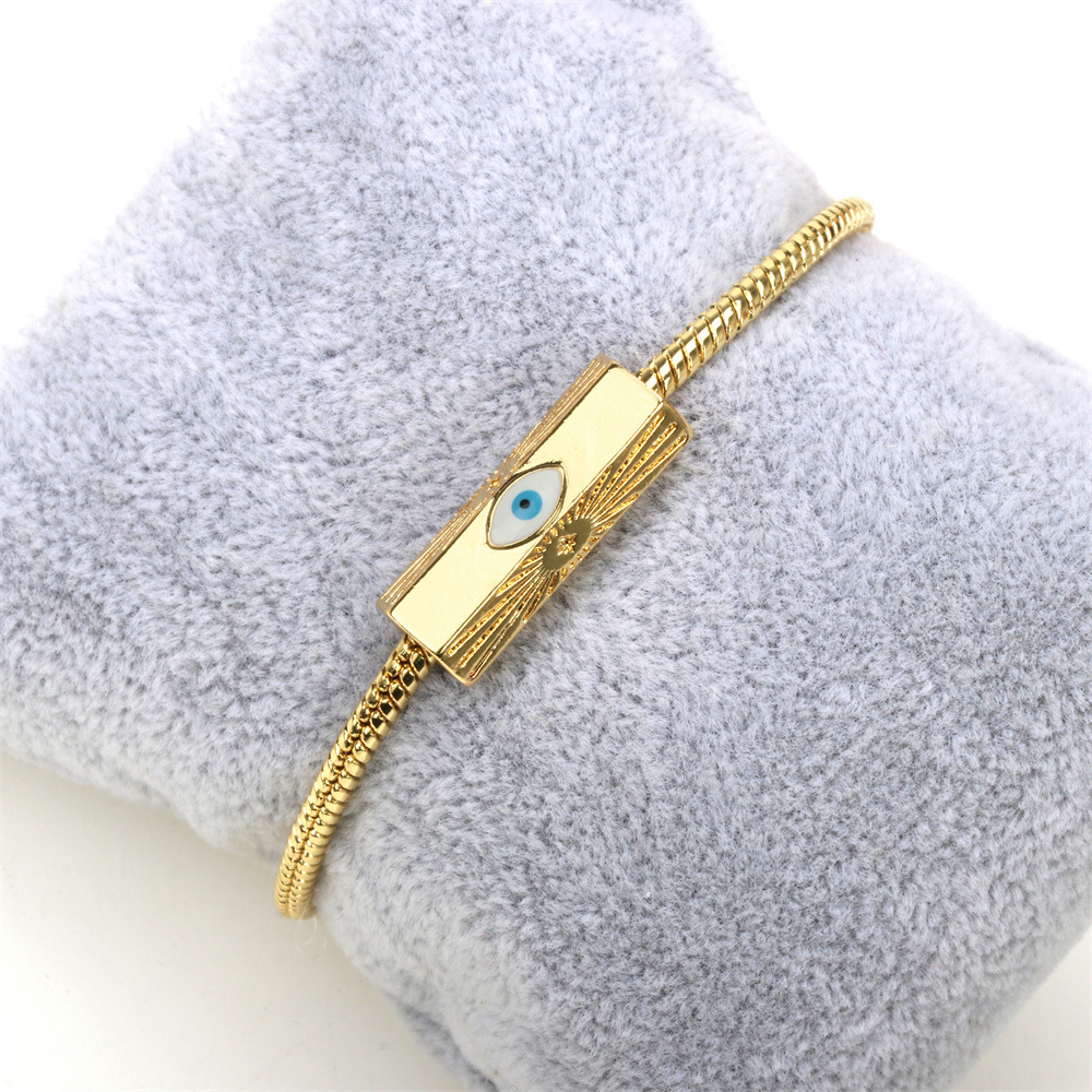 Fashion Heart Shape Eye Copper Enamel Bracelets 1 Piece