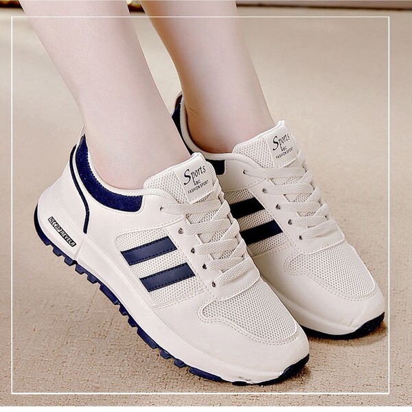 sports casual footwear