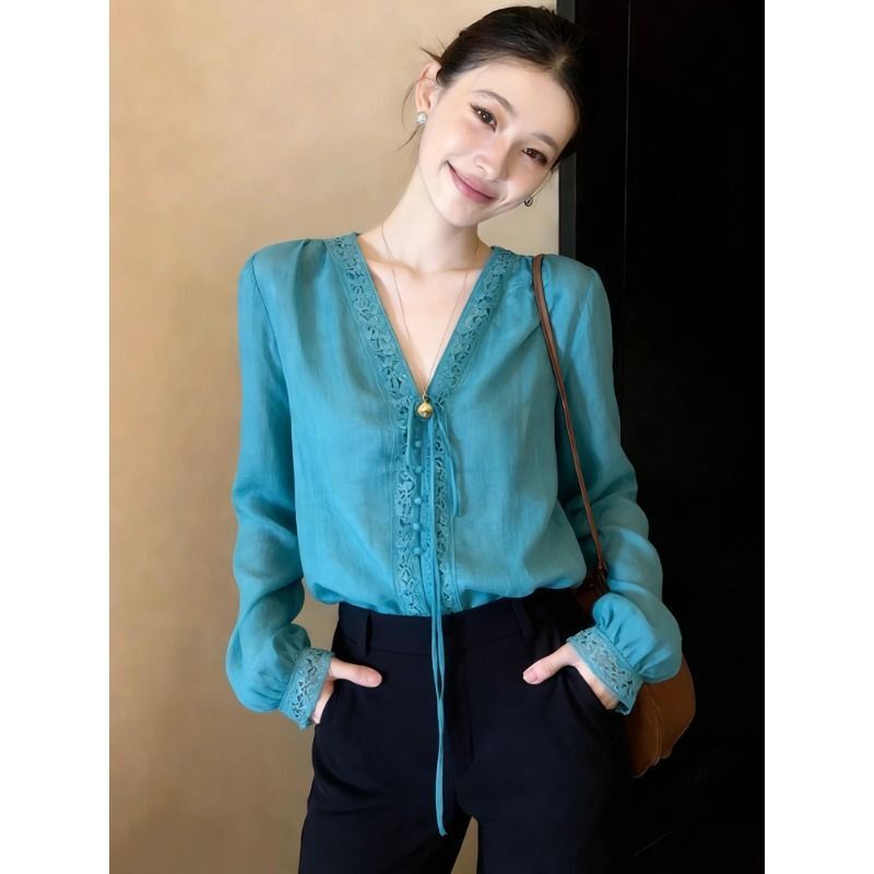 2026 New Peacock Blue Shirt for Women, Long-Sleeved, Spring Season, Beautiful, Light Luxury, Fashionable, Elegant, Stunning Collared Shirt 2026 New Peacock Blue Shirt for Women, Long-Sleeved, Spring Season, Beautiful, Light Luxury, Fashionable, Elegant, Stunning Collared Shirt