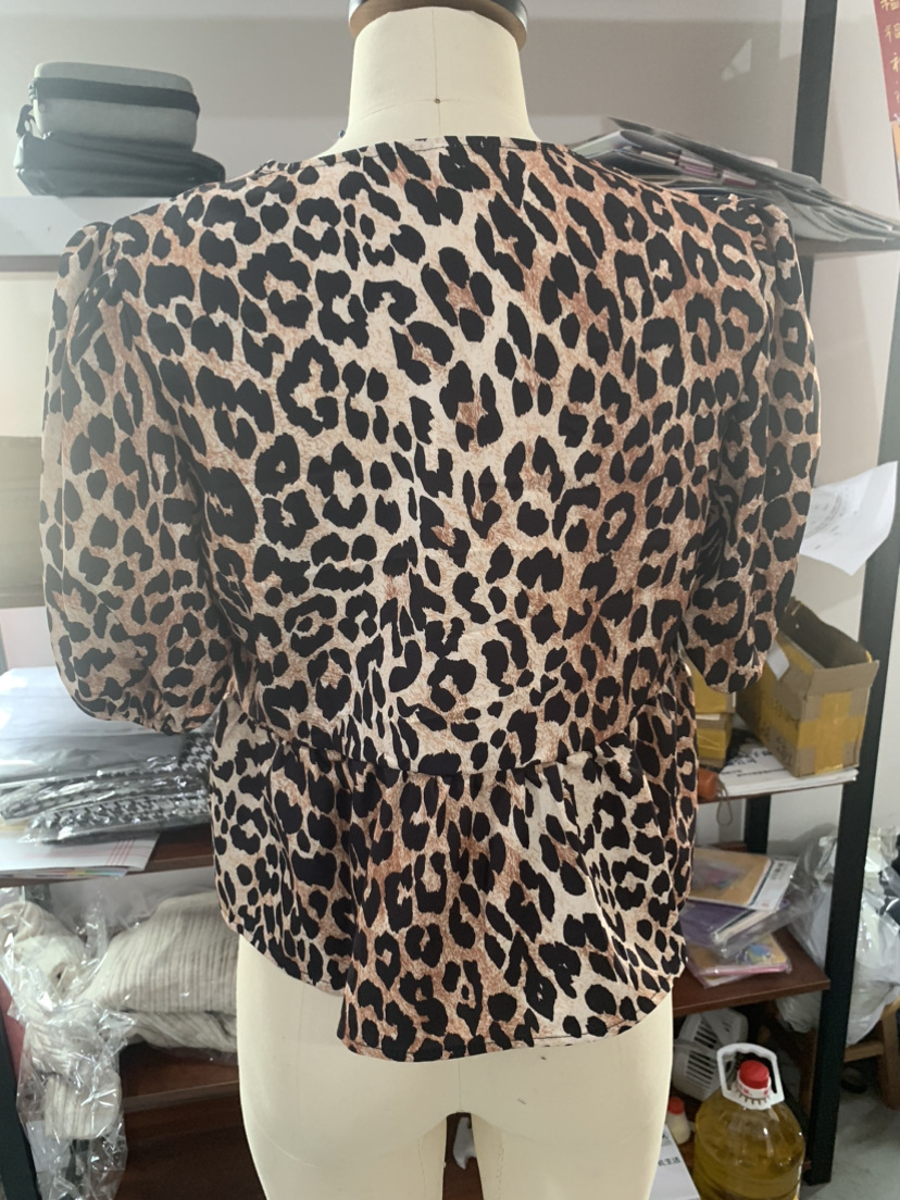 Frau Bluse Kurzarm Blusen Strassenmode Leopard display picture 11