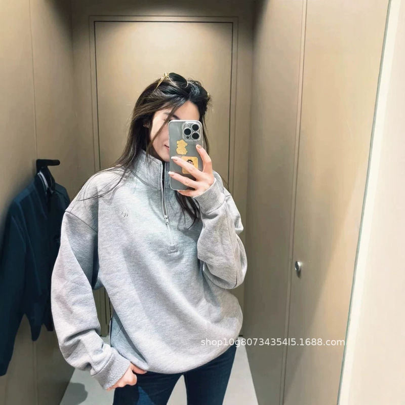 The Same Style as Jisoo'S, Hot-Selling New Autumn and Winter Korean-Style Loose Sports Top, Couple's Slim-Fit Sweatshirt The Same Style as Jisoo'S, Hot-Selling New Autumn and Winter Korean-Style Loose Sports Top, Couple's Slim-Fit Sweatshirt