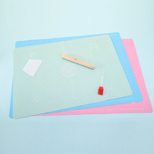 跨境新款简约方形硅胶揉面垫家用厨房带刻度案板擀面烘焙工具批发