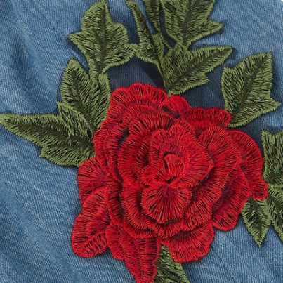 Nuevo patrón de mariposa azul para regalar el pecho de la mujer en forma de ropa de Amazon AliExpress comercio electrónico transfronterizo