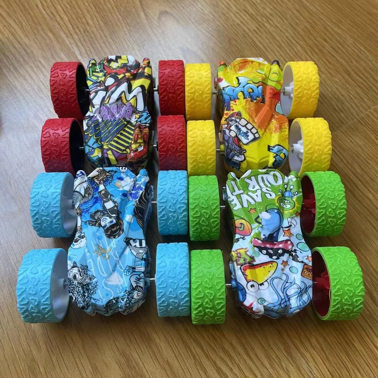 Coches de juguete al por mayor para niños juguetes de inercia interactiva coche todoterreno para niños baratos coche todoterreno
