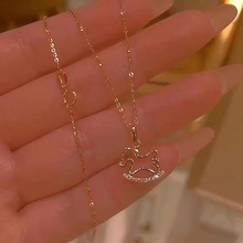 Сľ�R��Ů���p��С���OӋ�i��朿ɐ���ˇ�߼��е����S��ֱ�N