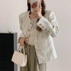 女式毛呢外套;女式针织衫;其他短外套