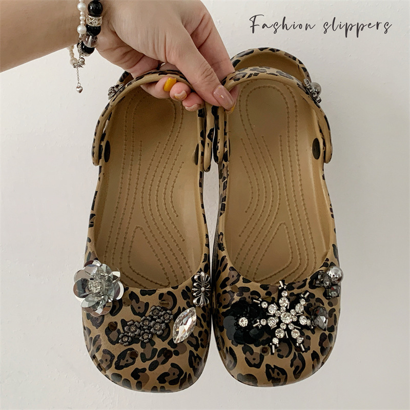 Ballet-style perforated shoes for women, EVA summer dark night starlight outdoor wear, soft sole, non-slip, dual-use, closed-toe sandals for women Ballet-style perforated shoes for women, EVA summer dark night starlight outdoor wear, soft sole, non-slip, dual-use, closed-toe sandals for women