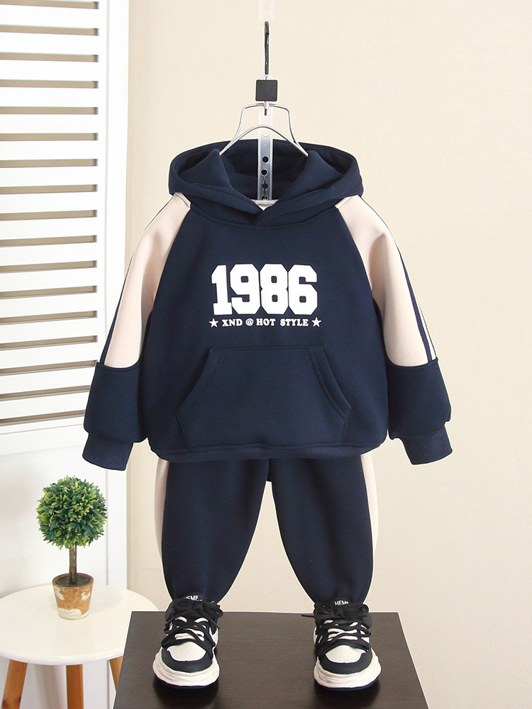 6520 traje de suéter de otoño e invierno para niños 2025 nuevo estilo para niños más chaqueta gruesa de terciopelo ropa de invierno para bebés ropa para niños