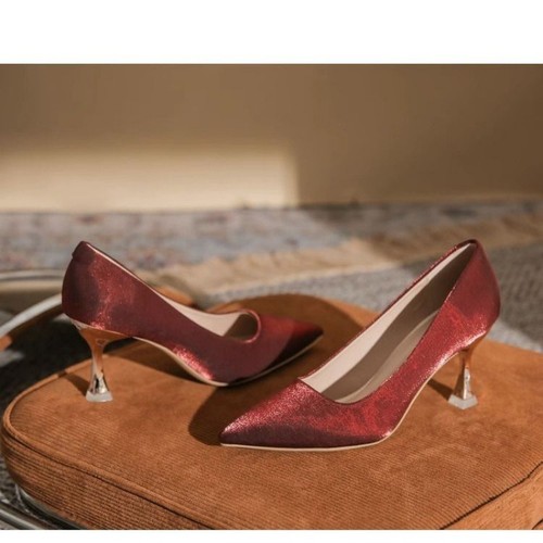 Ladies' High Heels, Small Pumps, Elegant Stilettos, Soft Sole, Versatile French Style, Gentle Match with Dresses, Low Heels, Women's Single Shoes