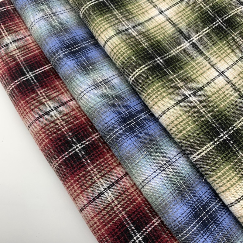 色织斜纹磨毛格子布 21S法兰绒衬衫外套裤料格子面料 桌布装饰布