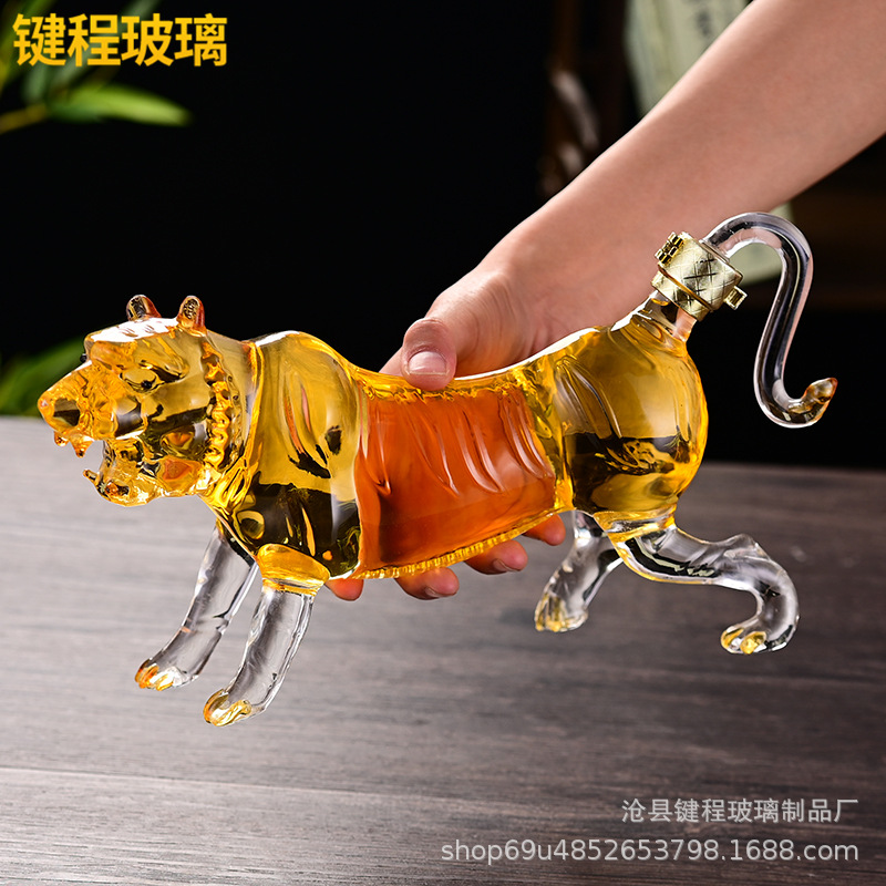 十二生肖动物泡酒瓶玻璃老虎造型酒瓶威士忌酒瓶厂家现货批发