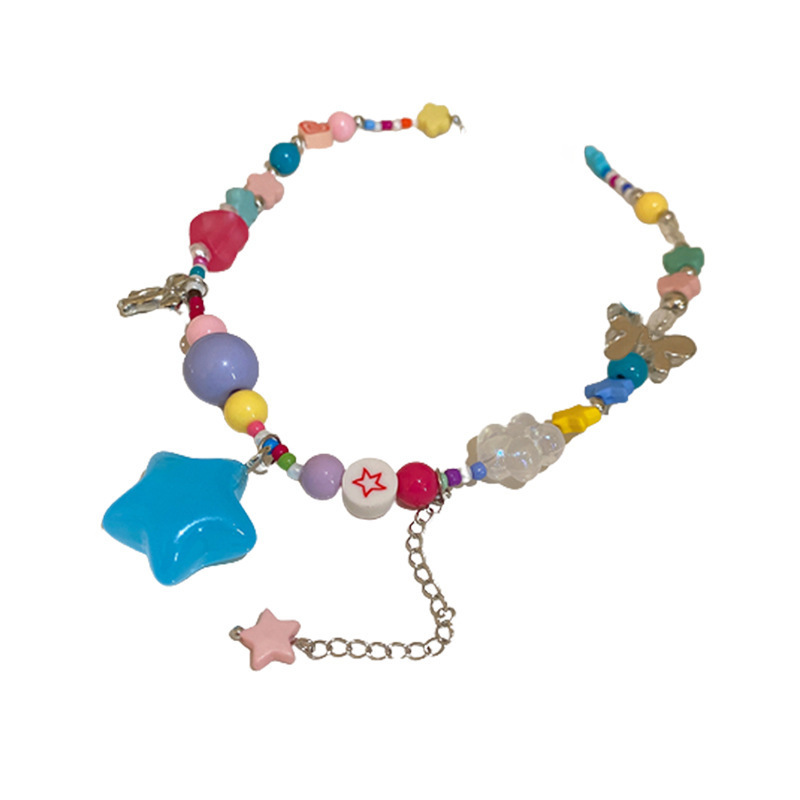 Collar con colgante de cuentas de estrella de color de verano, dulce femenino, pequeña cadena de clavícula fresca, estilo de vacaciones, collar de todo fósforo de nicho