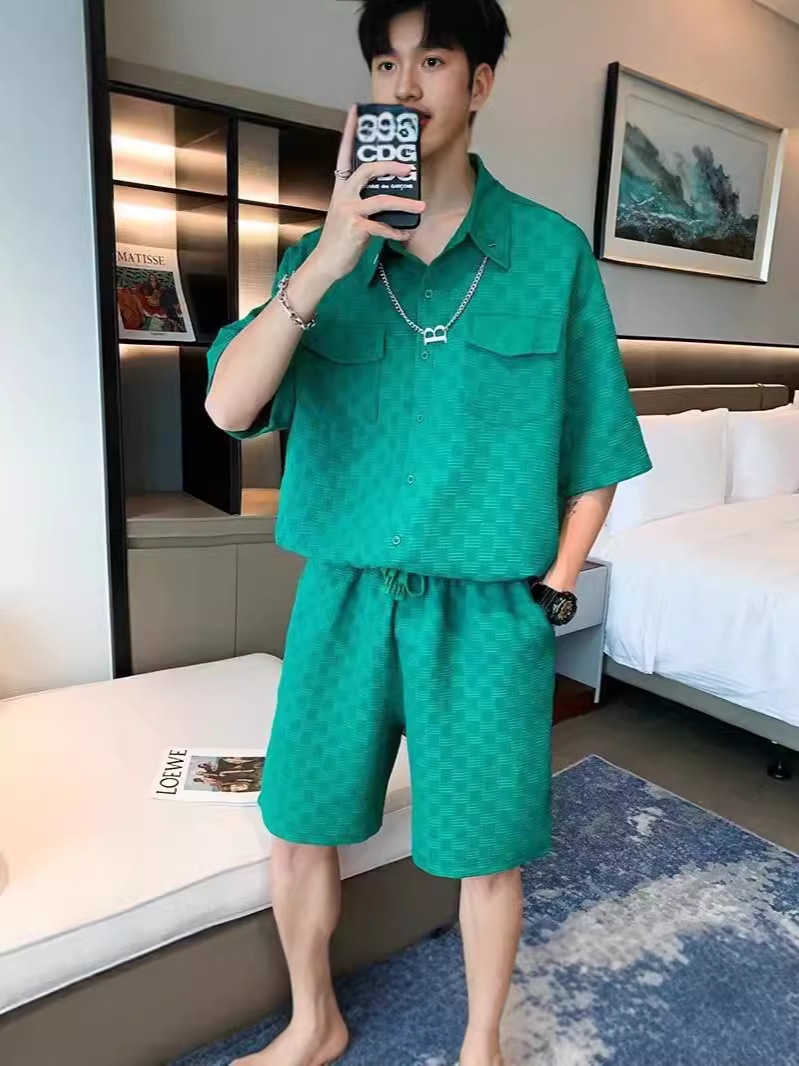 Traje de camiseta de verano para hombres de moda, pantalones cortos deportivos casuales de moda para hombres, traje de dos piezas con un conjunto de ropa, guapo