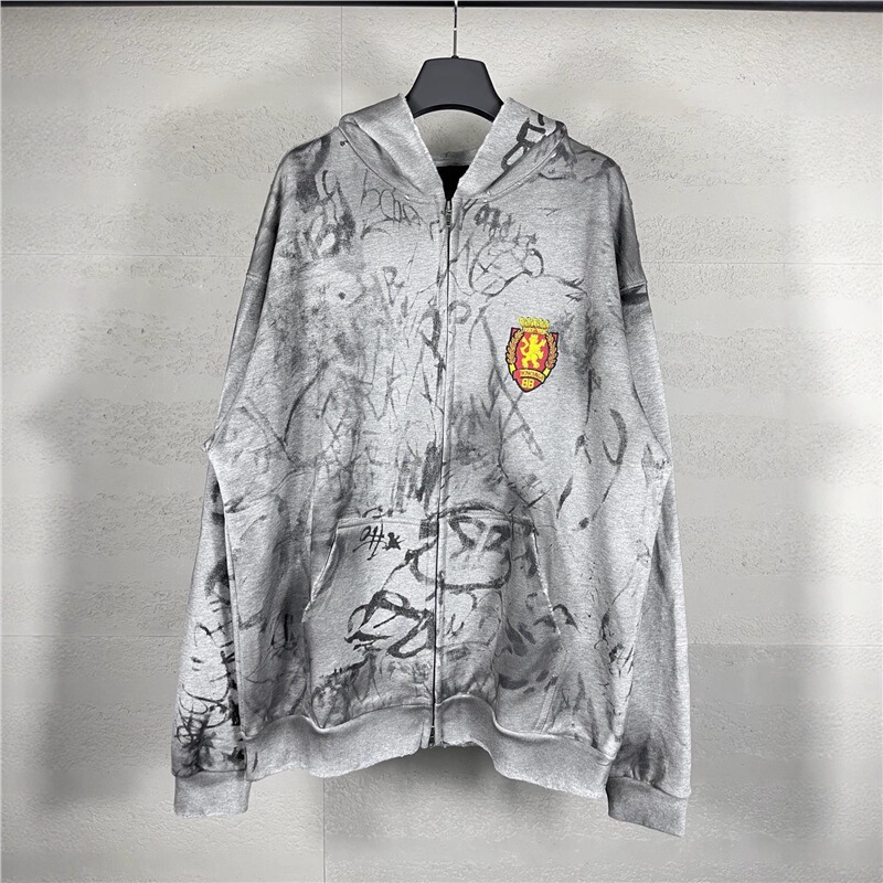 Paris High Version 2025 New B Brand Collaboration Manchester United Washed Vintage Distressed Graffiti Zipper Cardigan Hoodie