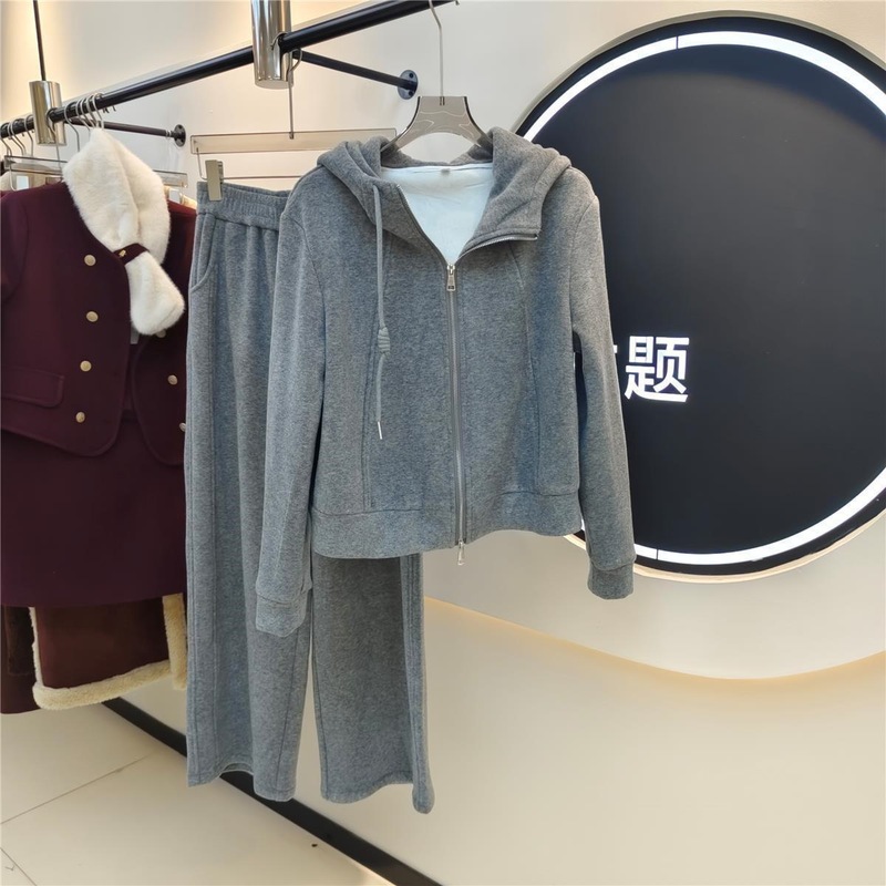 感流行运动风套装女秋冬季新款短款卫衣加厚无袖马甲三件套女|undefined