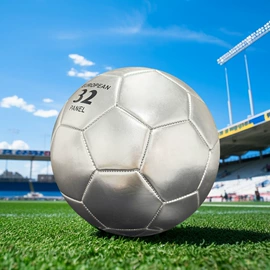 足球;篮球;橄榄球