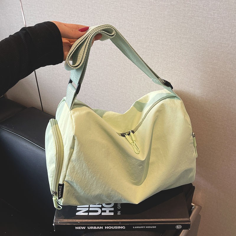 軽量カジュアル大容量トラベルバッグ女性のスポーツフィットネスヨガバッグ収納ポータブルクロスボディバックパック荷物バッグ女性