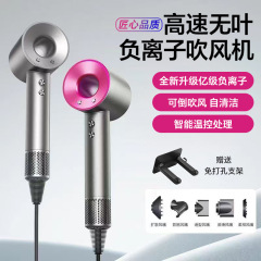 華強北某森高速ドライヤーマイナスイオン家庭用ハイパワー電気ブローは恒温ブローを傷つけない