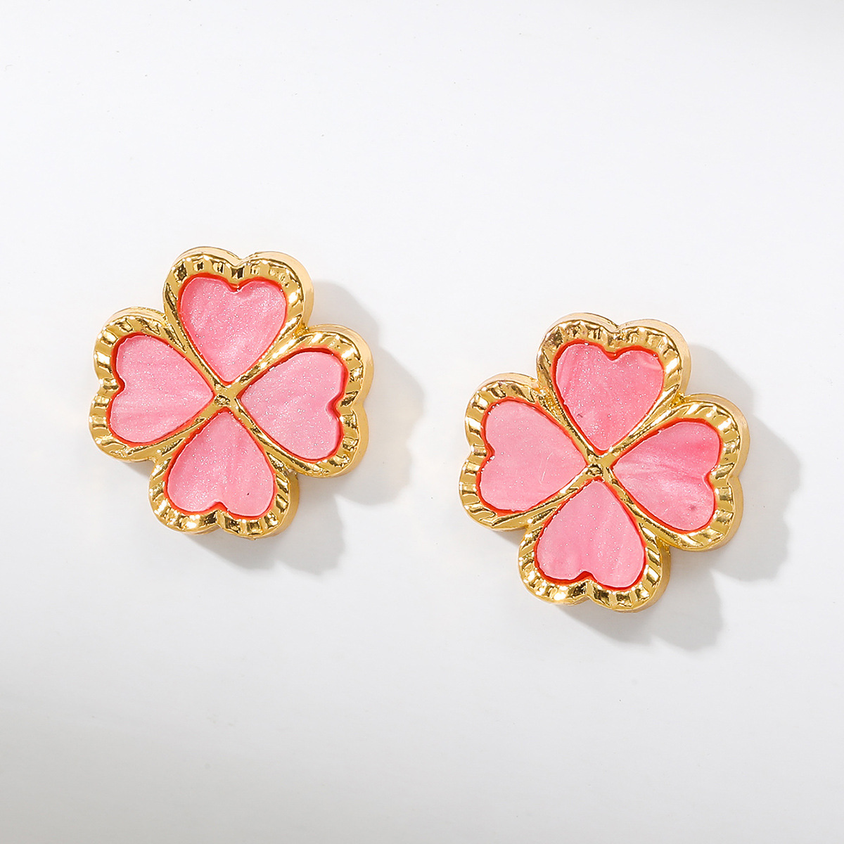Women's Gender 1 Pair Simple Style Classic Style Heart Shape Plating Metal Gold Plated Ear Studs