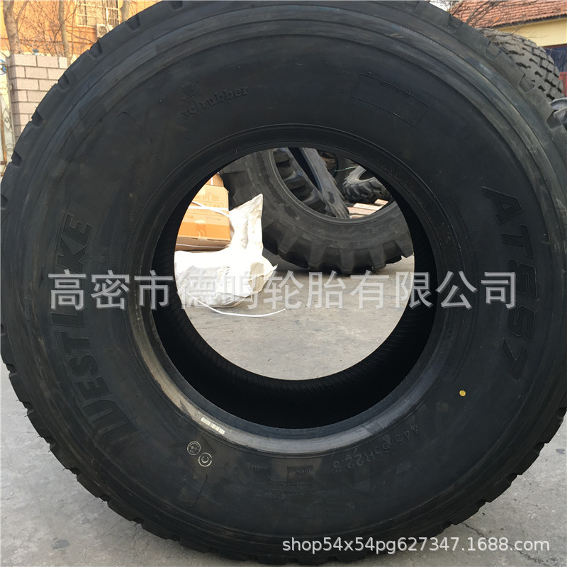 Suministro de neumáticos de la máquina de workover 445/65 r22.5 neumático de equipo de trabajo aéreo