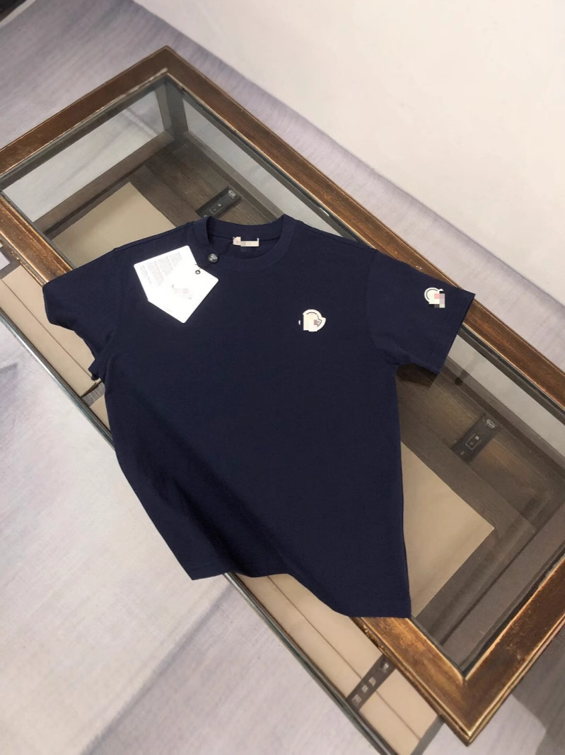 Unisex Yaylıq Pambıq T-shirt — Naxışlı Emblemli, Rahat Kesim