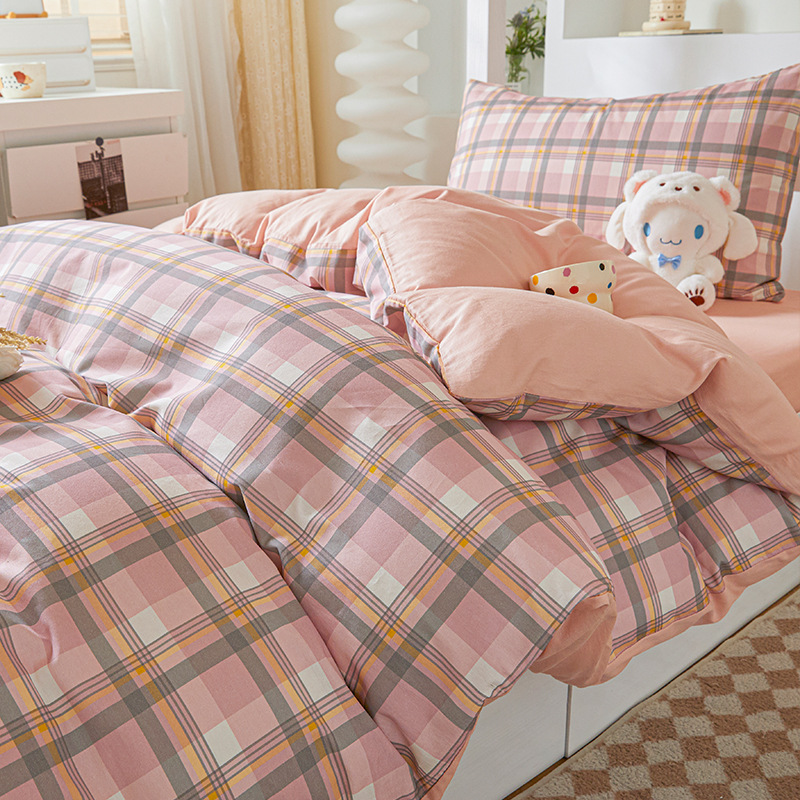 Verano dormitorio universitario conjunto de algodón de tres piezas 2025 nuevo estilo funda de edredón de algodón sábana cama de cuatro piezas ropa de cama