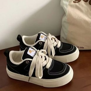 ��ɫЬ�ӷ���ЬŮ�WԺ�L���s�r�аٴ��Ь�W��ƽ���\�����e��Ь