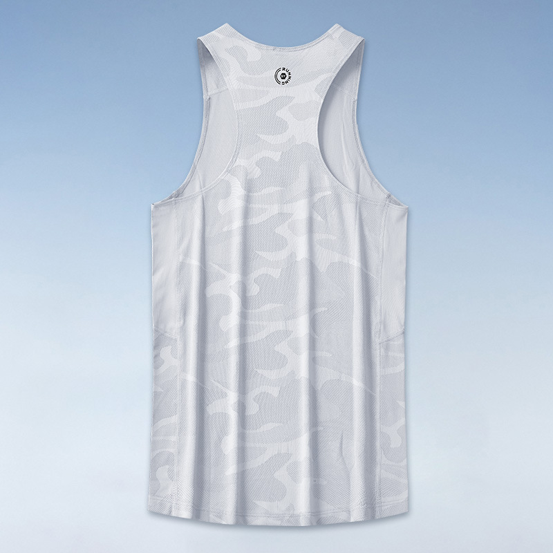 Chaleto de entrenamiento de maratón para hombres de verano delgado running fitness ropa de secado rápido examen físico camiseta de pista y campo camiseta superior