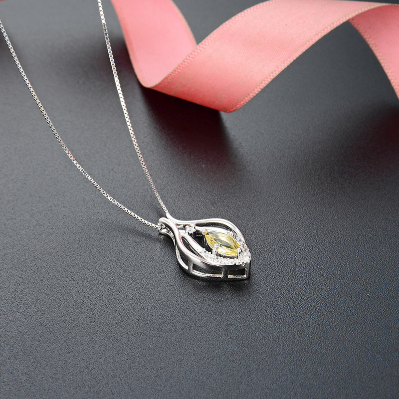 Collar elegante de accesorios de mujer transfronteriza Corea del Sur elegante colgante joyería estudiante súper joyería de hadas Cadena de clavícula