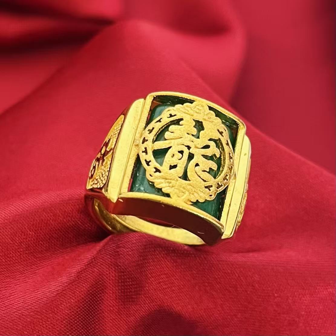 黄銅の金メッキの福の金儲けの指輪の男性の多種類の車の花は宝の蛇口の関公の戒子の金メッキの指輪を招きます。