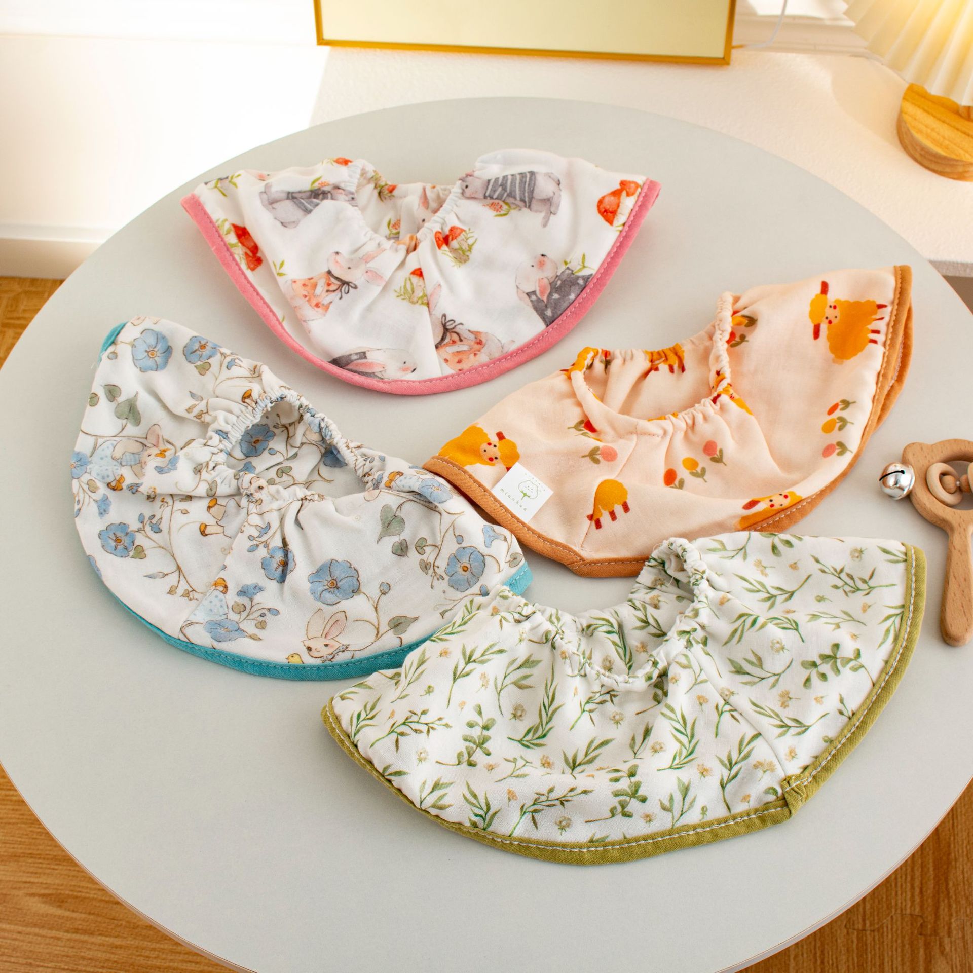 New Baby Slippery Towel Four-layer Bamboo Cotton Gauze Children's Large Shawl Infant Eating Milk Spitting Bib Burp Towel