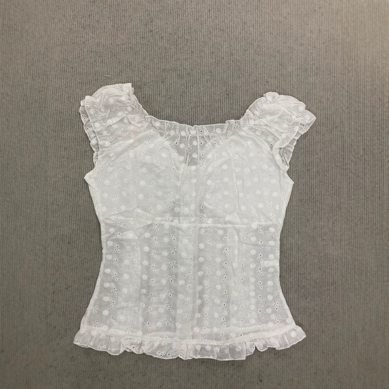 French Girl Lace Slimming Look Short-Sleeved T-Shirt 2024 Cross-Border New V Neck Buttoned Body-Shaping Sexy Top for Women French Girl Lace Slimming Look Short-Sleeved T-Shirt 2024 Cross-Border New V Neck Buttoned Body-Shaping Sexy Top for Women