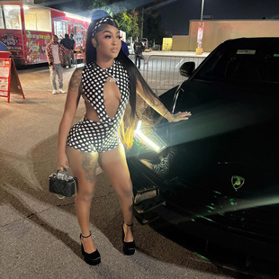 �羳�W���L2025�����¿�Ů�b�r�в��c�Ը��U��¶���B�w�¶�ѝ���b