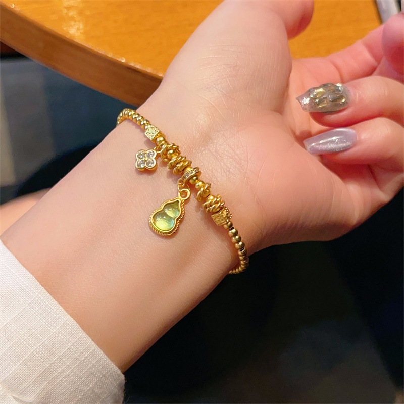新中式冰透果绿玉髓葫芦吊坠花朵沙金手链女国潮古法金盘缠手链|undefined