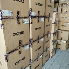 SDM100K30L-7 SOD-323 ֱ�������͉�(Vr) 30V ������� 1A ����ʽ