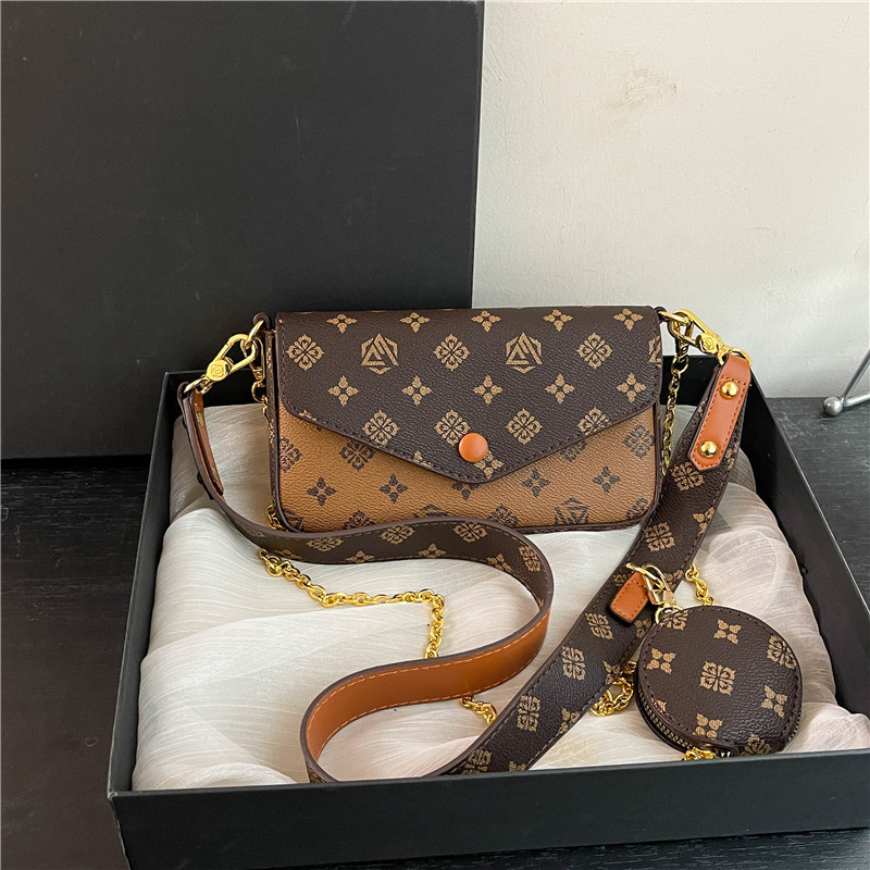 Foreign Trade Cross-Border Envelope Bag for Women 2026 New Vintage Floral Versatile High-End Chain Shoulder Crossbody Bag Foreign Trade Cross-Border Envelope Bag for Women 2026 New Vintage Floral Versatile High-End Chain Shoulder Crossbody Bag