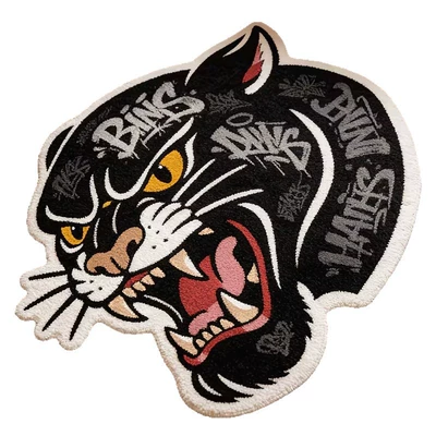 Avtomobil döşəmə paspasları — tiger head carpet, vintage flame