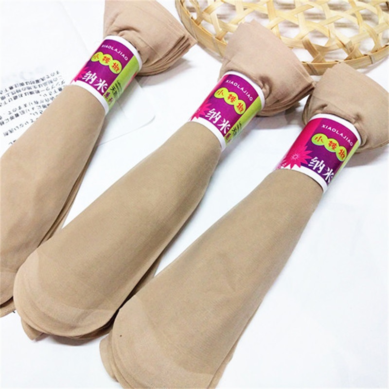 Medias cortas de pimienta de verano para mujer SUMINISTRO DE puesto ultrafino medias negras de color carne de terciopelo al por mayor