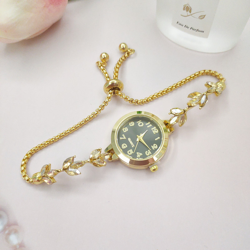 Watch Classification Casual Elegant Petal Magnet Buckle Quartz Women's Watches