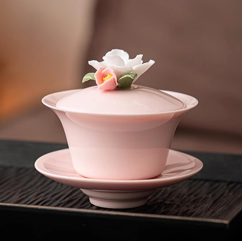 Ladies hovering three-cap cup tea bowl not hot pink suit handmade ceramic kung fu tea set cup cover single Ladies hovering three-cap cup tea bowl not hot pink suit handmade ceramic kung fu tea set cup cover single