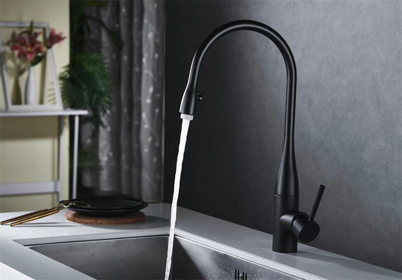 Kaiping Youjia bathroom black single-hole pull-out kitchen cross-border rotating household drop-down vegetable basin faucet 4676