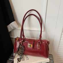 �羳���n����Ů���¿�s�r��������μ���i��С����ͨ���K���