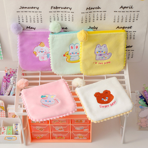 Japanese and Korean cartoon large-capacity sanitary napkin storage bag student portable small bag menstrual bag bear coin purse with hair ball