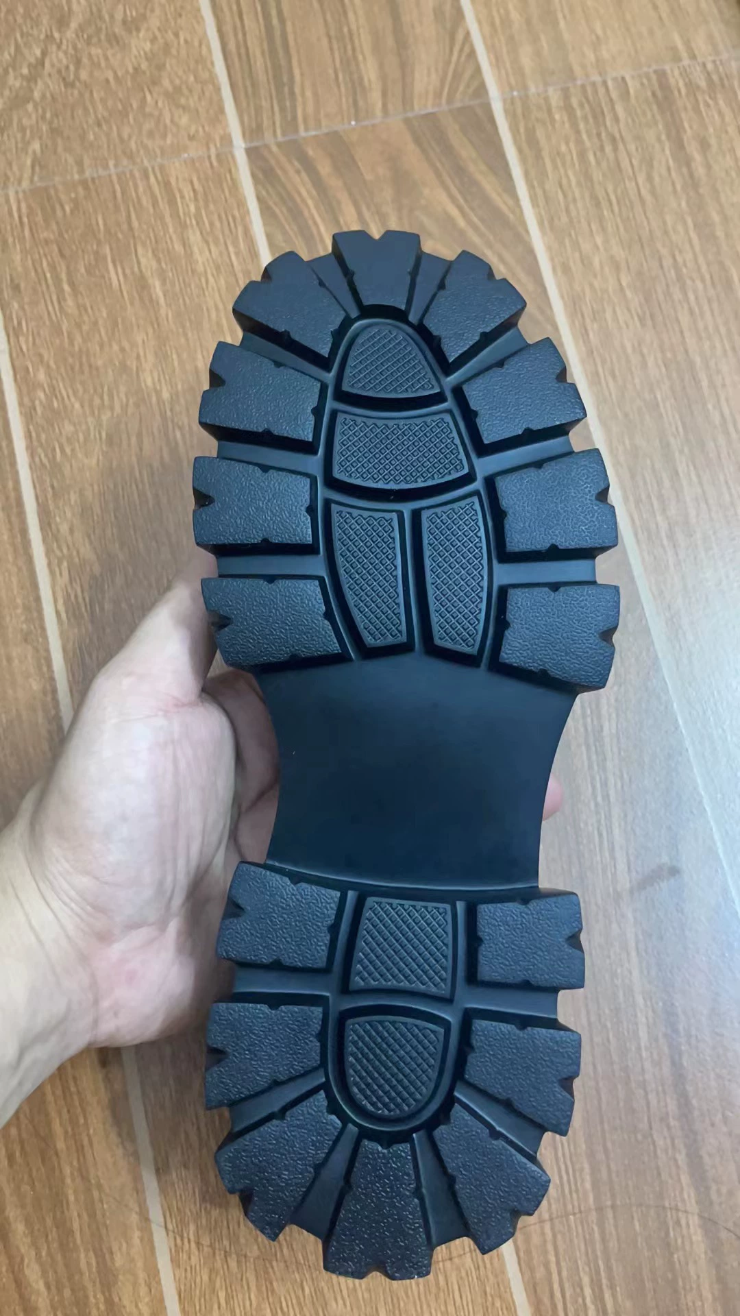 Прямые поставки с фабрики, новые женские повседневные подошвы, легкая высокоэластичная износостойкая нескользящая резиновая подошва из пеноматериала, тип Впрыска IP